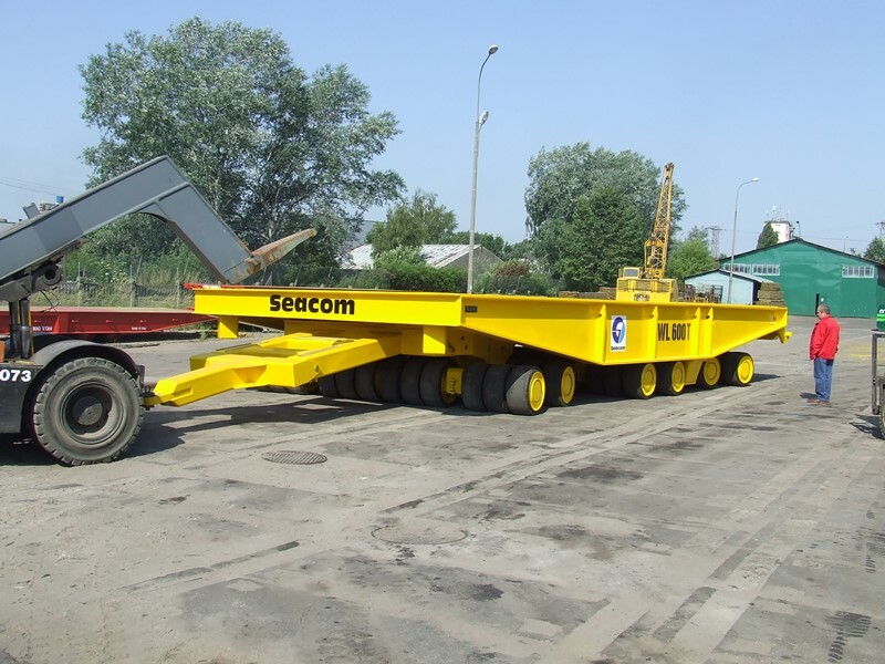 Trailer with payload 600 tons